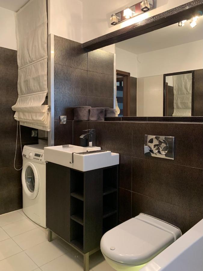 Uroczy Apartament W Centrum Miasta Štetín Exteriér fotografie