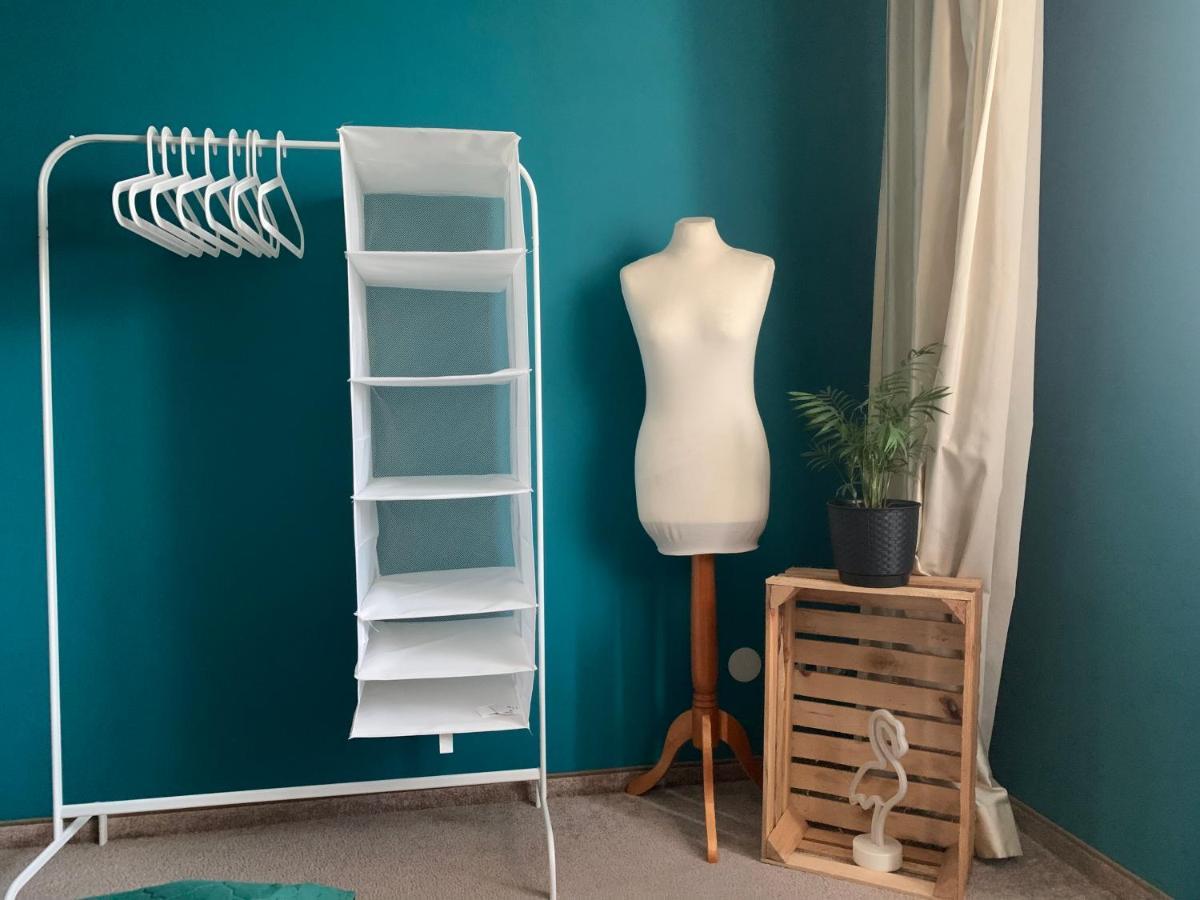 Uroczy Apartament W Centrum Miasta Štetín Exteriér fotografie